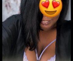 Chicago escorts - Chicago Emotional Influencer — Massage, Foot Modeling & Lustful Conversations