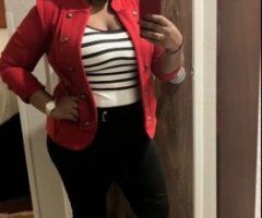 Chicago Emotional Influencer — Massage, Foot Modeling & Lustful Conversations - Image 5