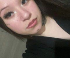 Houston Thick Escort — FT Verified, No Bare/No Anal, 2 Girl Special - Image 4