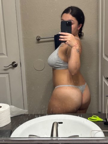 Female Escort Bakersfield, CA — No Meet-Ups - 1