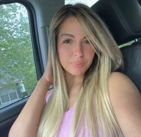 Female Escort in Western Kentucky, KY — Gin Tongs & Getting-Together - 1