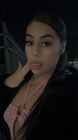 Petite Latina Female Escort in Portland, OR — discreet dates & content, panties - 1