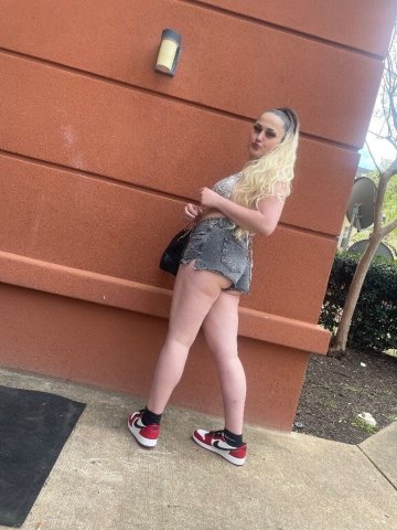 Manhattan Female Escort — In/Outcall, Car Fun, FaceTime Shows - 1
