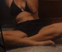 Killeen Texas Hot Milf Seeks Companionship for Men 40 - Image 7