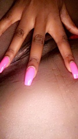 Wet, creamy pussy — darkskin outcall (Dayton area) - 1
