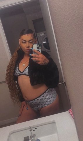Ontario Female Escort — 3-Hour Incall Special - 1