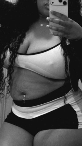 Cleveland Female Escort — Incall Only (Pecking/25, Thick, FT Verification) - 1