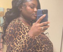 Southeast Missouri escorts - Chocolate Curvy Female Escort — cum fw the best (throat feels like heaven)