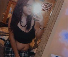 Gainesville, FL In-Call/Out-Call Female Escort — Car Fun, Overnight, FT Show - Image 5