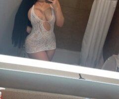 Latina disponible en Raleigh-Durham y hotel — servicio completo - Image 2