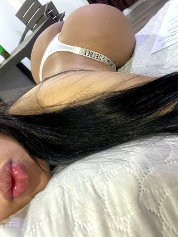 Mujer Solo Domicilio en West Palm Beach — Exclusividad y buena conversación - 1