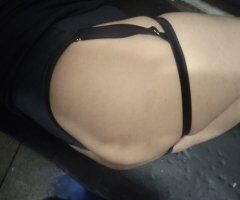 please only contact me if you have a big cock 8+,i only respond messages so please don't call me.free BJ if your cock is big - Image 10