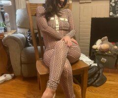 Dayton Female Escort — Throat, HJ, HR, GFE & Fetish-Friendly Sessions - Image 4
