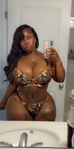 Miss Juicy Jade — Female Escort with body & Swedish/relaxation massages - 1