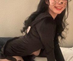Lily — Portland Female Escort (Size 8, 5'3, 115 lbs) - Image 5