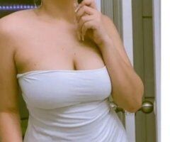 Canoga Park Curvy Latina Female Escort — Susan (29) Available Now - Image 5