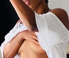 Long Beach escorts - Petite Ebony Beauty in Long Beach — 5'10" 115 lbs