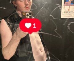 come enoying my tight slim ass or 9.5 inch thick dick . - Image 3