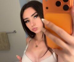 SnowBunny Escort in Seattle, WA — Sensual One-on-One Visits & Video Verification - Image 4