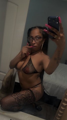 Dessi — Tight Creamy Outcall, Car Date + VIP Party Meets - 1