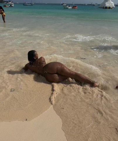 Long Island NY Girlfriend Experience Escort - 1