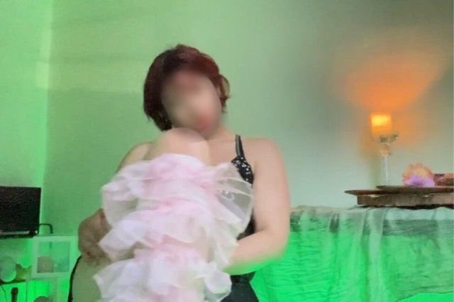 San Francisco Female Escort — Outcall deposit - 1