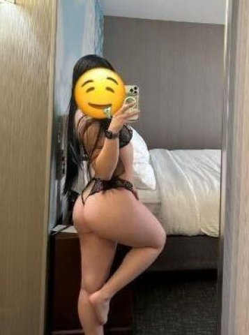 Appleton WI Escort — Passionate 27-Year-Old - 1
