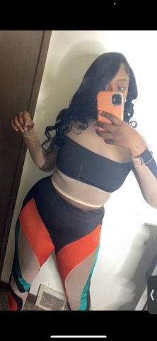 Naomi (New in Chicago) — Female Escort Outcalls by Appointment (No Bare, No Kissing) - 1