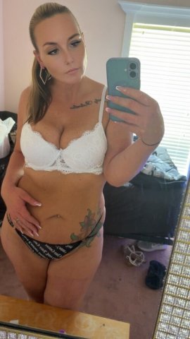Sarasota/Bradenton Female Escort — Outcall or Car Dates - 1
