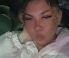Palmdale Female Escort — 90-Min Saturday Special (In-Call, Free Parking) - Image 3