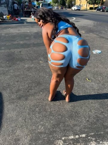 LA Area Incall & Outcalls — Fetish Friendly 2-Girl Special - 1