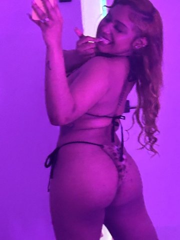 Philadelphia Female Escort — deep throat and wet pussy - 1