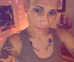 Baton Rouge Girl, 35 — Petite Private - Image 2