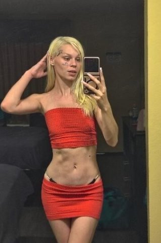 Madison Blonde Bombshell — Fetish-Friendly FT Shows & Nude Photo Content - 1