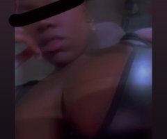 Galveston 22-Year-Old Female Escort for No Bare Service Fun - Image 3