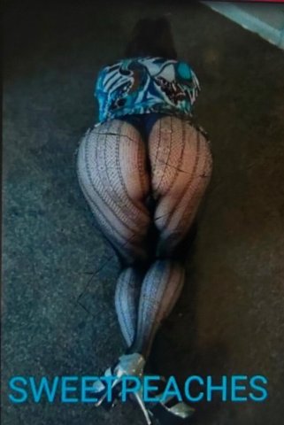 Sweet Peaches — Incall/Outcall Sexxii MILF (Haslet Area, Fort Worth TX) - 1