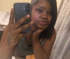 Milwaukee Female Escort — $100 QV for August, head doctor - Image 4