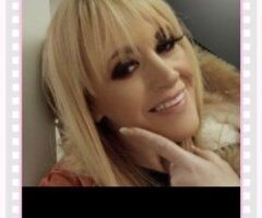 Madi — Blonde Female Escort in Palm Springs (Discreet & Snuggly) - Image 5