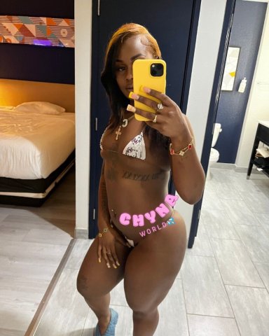 Discreet Chocolate Escort in Killeen — Out Calls & Massage Services - 1