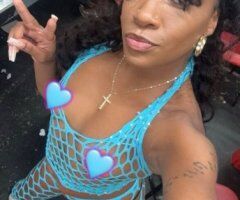 Back in Wichita, KS — Petite 5' Slim Female Escort (Video Verified) - Image 3