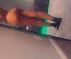 Quad Cities escorts - Tall Long Leg Stallion — 40