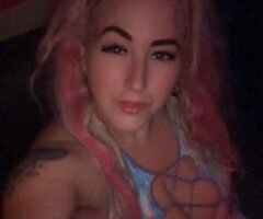 Kamille Amora Blonde XXX Star Visiting for the Night - Image 4