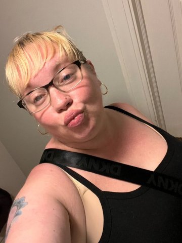 Late Nite Thursday Incall QS — No Bareback Sex - 1
