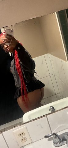 San Fernando Valley Female Escort — Curvy, thick, massages & content Facetime - 1