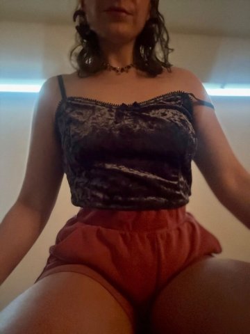 West Palm Beach Female Escort (Outcall Only) — Slim-Thick Hourglass Look - 1