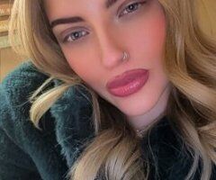 Rockford escorts - Milky Mommy / Lactating Goddess Companion in Rockford, IL