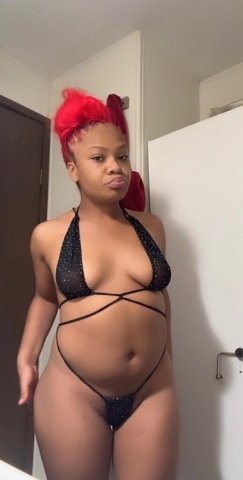 Tacoma Female Escort — Puerto Rican baddie for in-calls, car dates & roleplay - 1