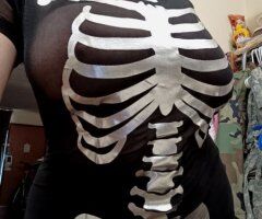 Discreet Curvy Female Escort in Greer (Saturday Treat) - Image 9