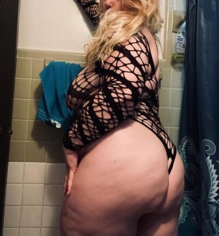 Virginia Beach Female Escort — meet&greets & sensual massages - 1