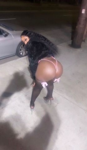 Atlanta GA Lucky Charm Escort — 5-Star Non-Rushed Pleasure - 1